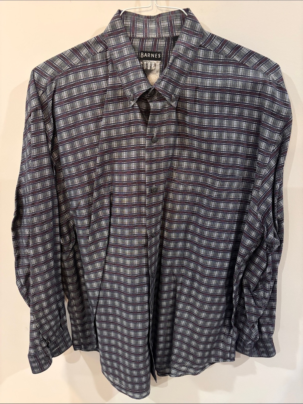 Barnes Storm Navy and Blue Plaid Casual Button-Down Shirt Men's L